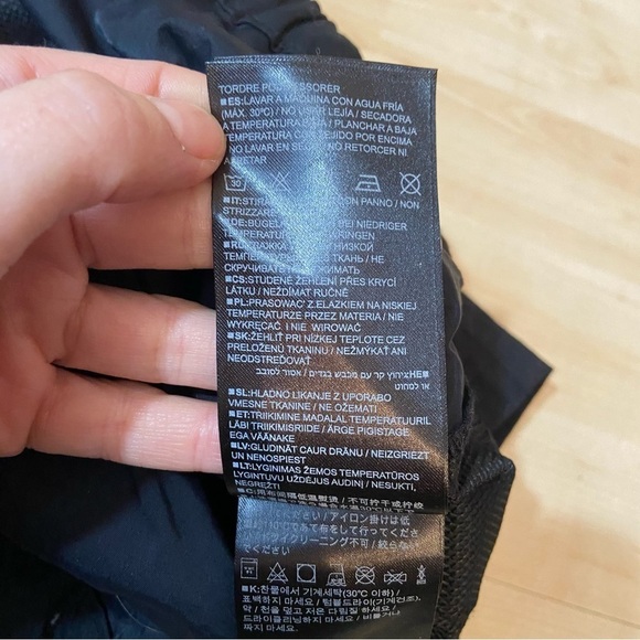 Burton women’s black‎ lightweight hiking outdoors shorts in  size medium - Picture 7 of 11